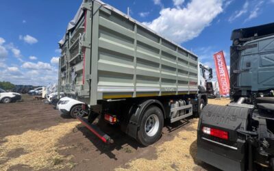 Завод спецтехники VIVA представил зерновозы на Дне Поля «AGRO CHALLENGE 2025»
