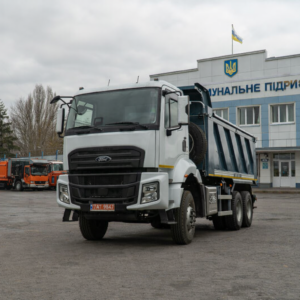 Самосвал CB R FORD 3542