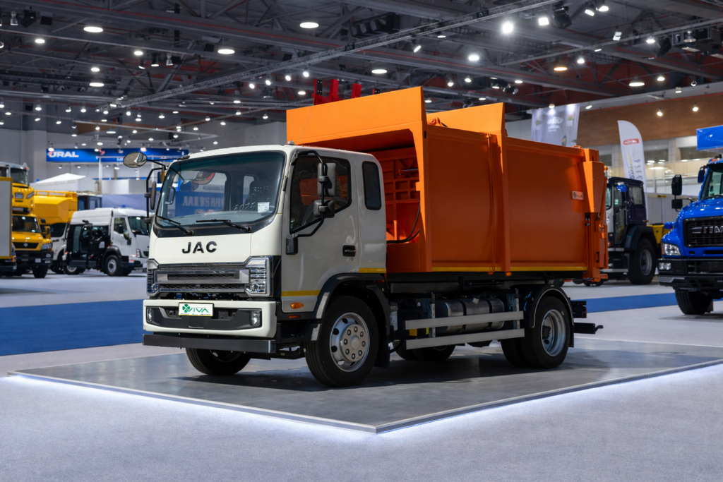 Мусоровоз VIVA МИНИ Б 12-12 JC N120 - VIVA - Завод спецтехніки