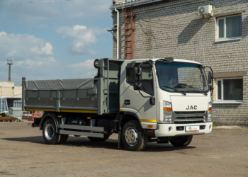 Самоскид заднього розвантаження ВІВА СВ R JAC N90