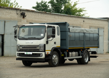 Самоскид з заднім розвантаженням ВІВА CB R JAC N120