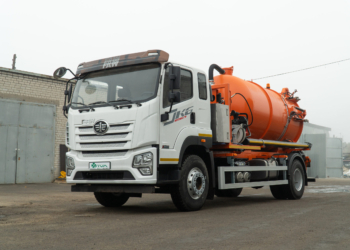 Вакуумный автомобиль АС 1105