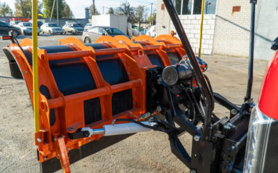 Завод спецтехники VIVA представил универсальный снежный отвал VIVA-254 для среднетоннажных автомобилей