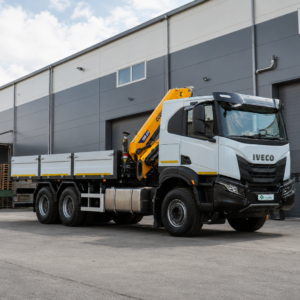 Бортовий автомобіль ВВ К IVECO AT380T 6х4